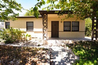 Building Photo - 4723 Arlington Ave