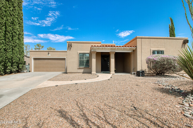 Building Photo - 661 Bluff Canyon Cir