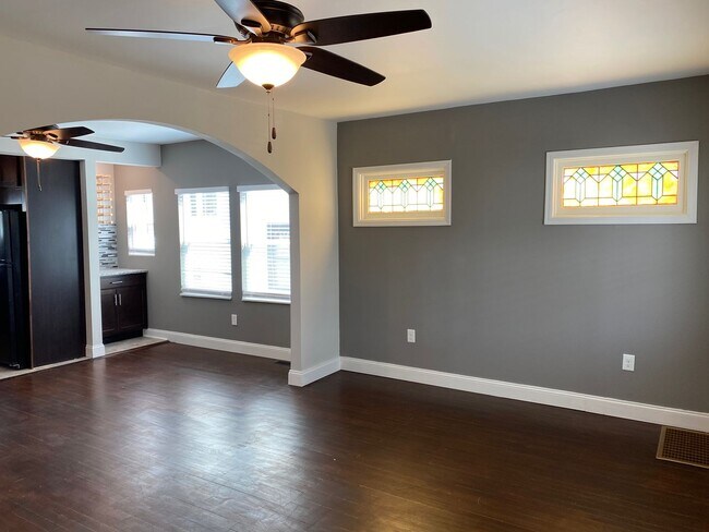 Building Photo - Renovated home in Southwest Gardens