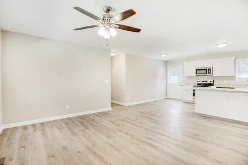 Photo - 3068 Rollingwood Ln SE House
