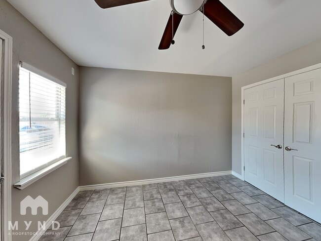 Building Photo - 1701 Cardinal Dr