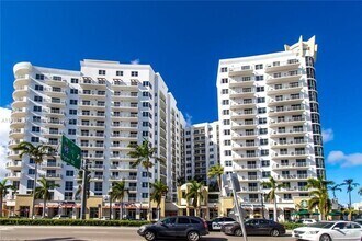 Building Photo - 1830 Radius Dr