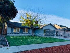 Building Photo - 382 Madison Dr
