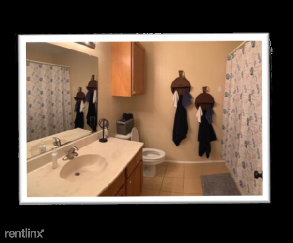 Building Photo - 15002 Leeward Dr