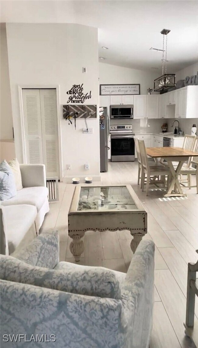 Foto del edificio - 7114 Wild Forest Ct