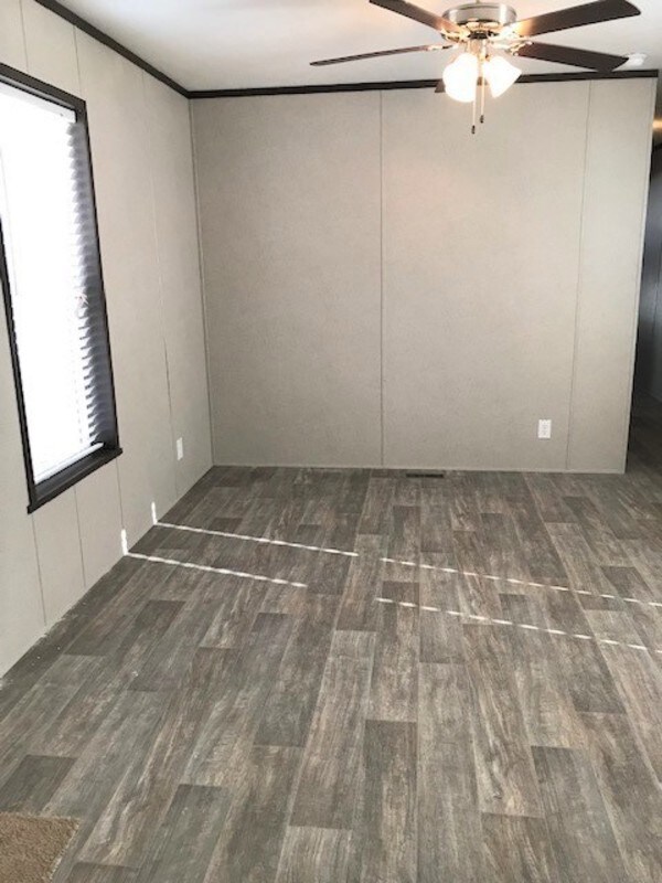 Foto del edificio - 95 Kings Dr SW