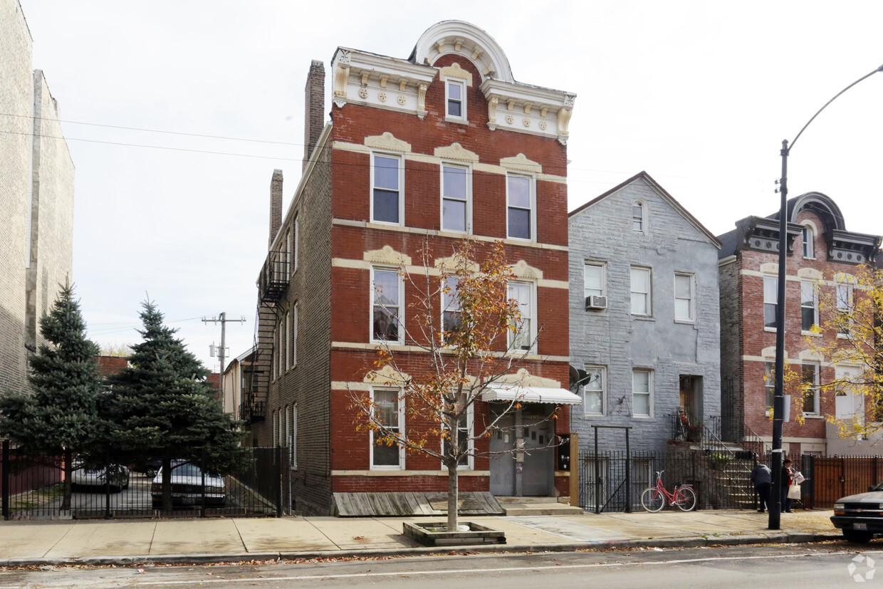 Primary Photo - 1911 S Loomis St