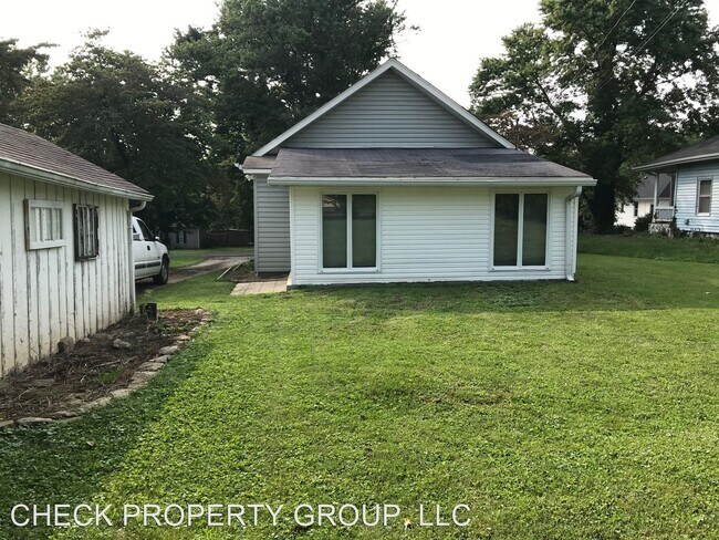 Building Photo - 2 br, 1 bath House - 1009 Brown Avenue
