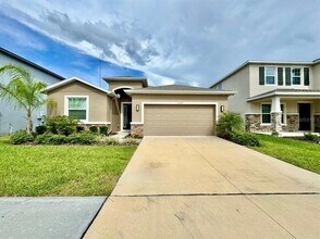 Building Photo - 12544 Shining Willow St