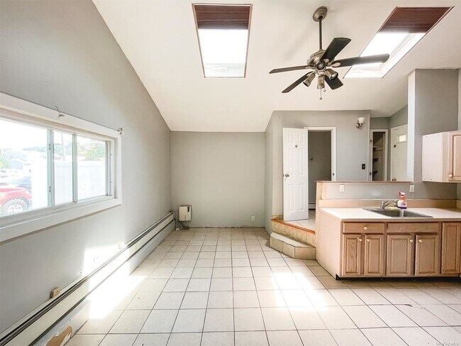 Building Photo - 289 Erlanger Blvd