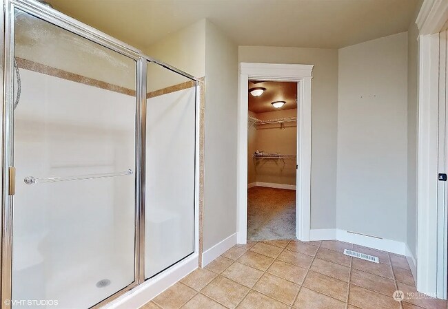 Building Photo - 18204 123rd St E