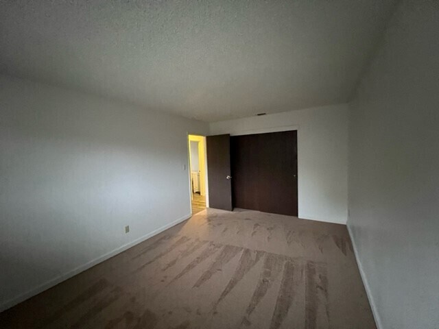 Foto del edificio - 5813 Hazel Ave