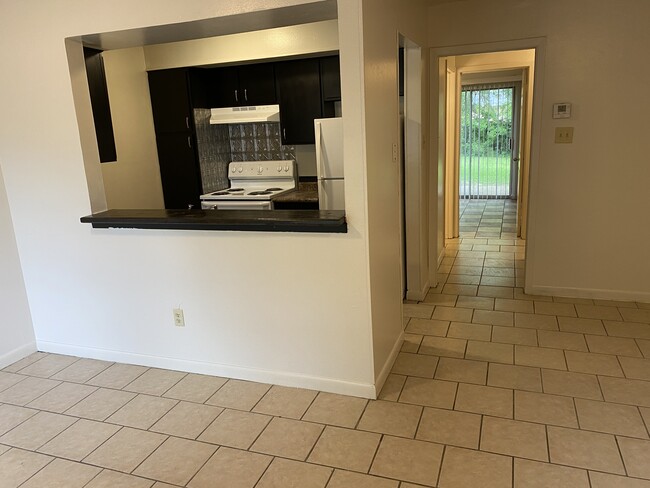 Foto del edificio - 1411 N 10th St