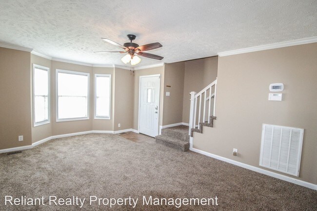 Building Photo - 4 br, 2.5 bath House - 1473 Mutual Drive