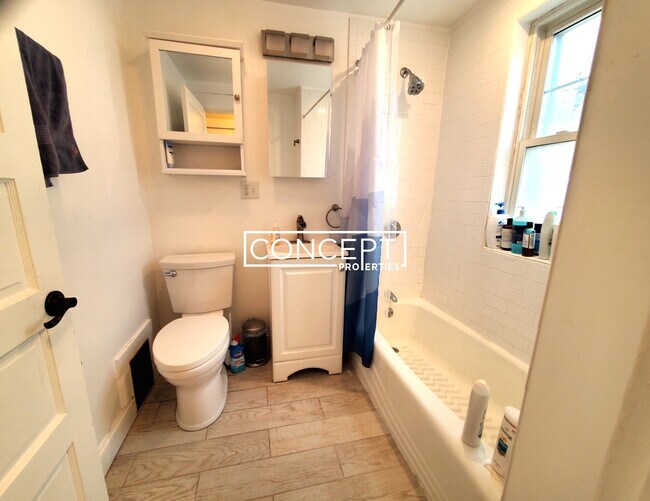 Foto del edificio - 332 Beacon St