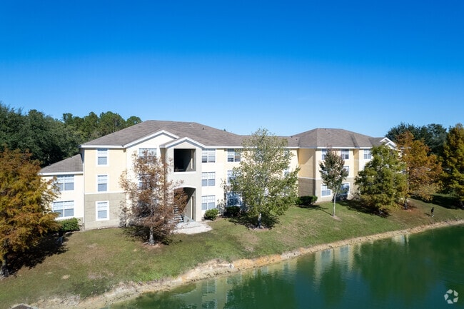 Foto del edificio - Lindsey Terrace Apartments