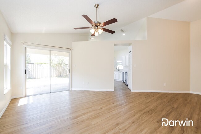Foto del edificio - 151 Lakebreeze Cir, Lake Mary, FL 32746