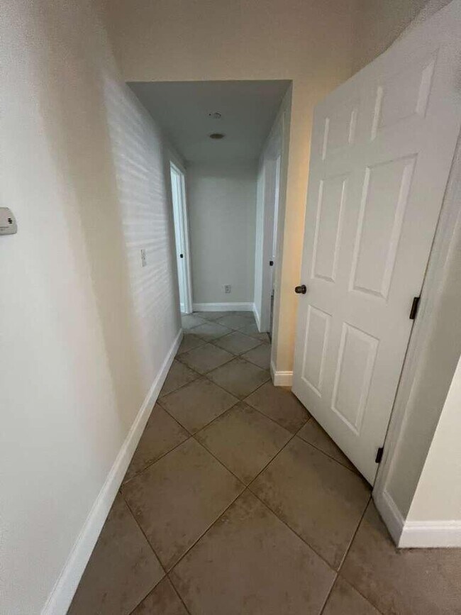 Foto del edificio - 10354 Fox Trail Rd S