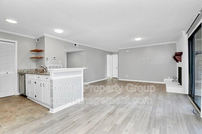 Building Photo - 10971 Harrowfield Rd