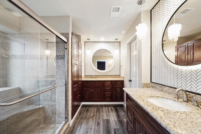 Building Photo - 2614 Port Carissa Dr