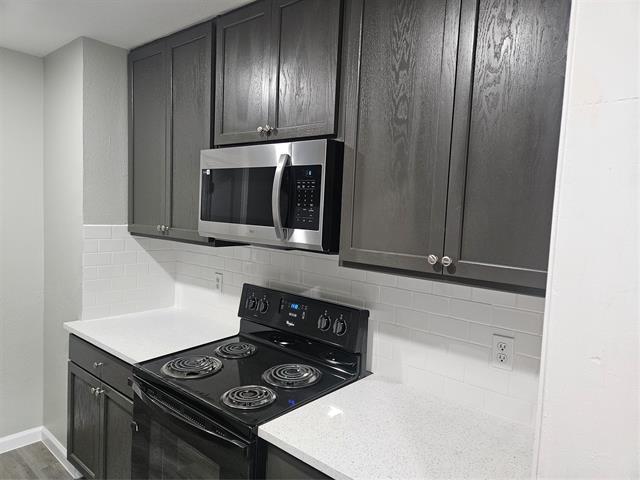 Foto del edificio - 918 Lindy Ct