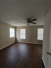 Building Photo - 2989 Setter St