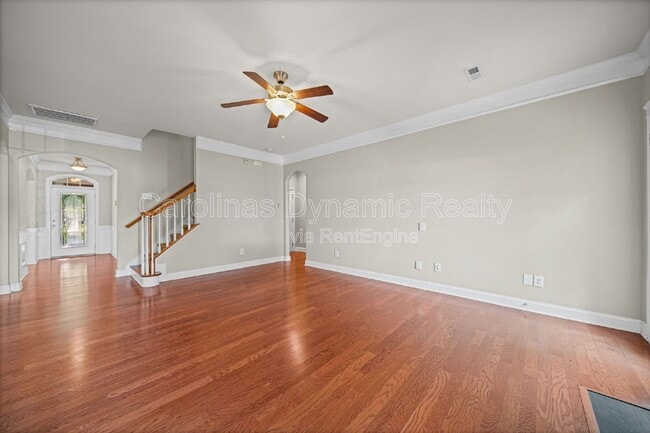 Foto del edificio - 3405 Bidwell Ave