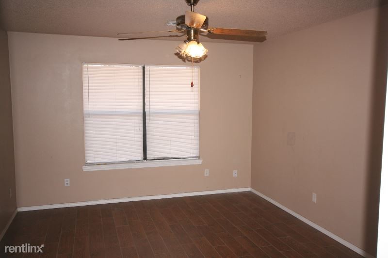 Building Photo - 2 br, 1.5 bath House - 206 Anchor Ln