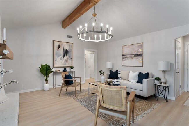 Foto del edificio - 902 Acorn Oaks Dr