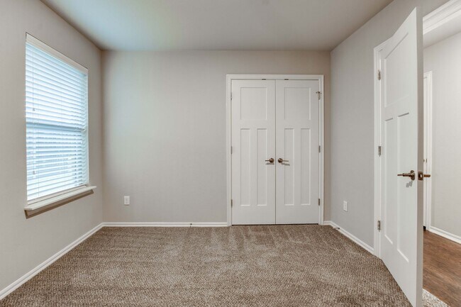 Foto del edificio - 8815 SW 45th St