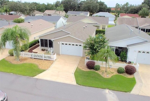 Foto del edificio - 2458 Kingstree Pl