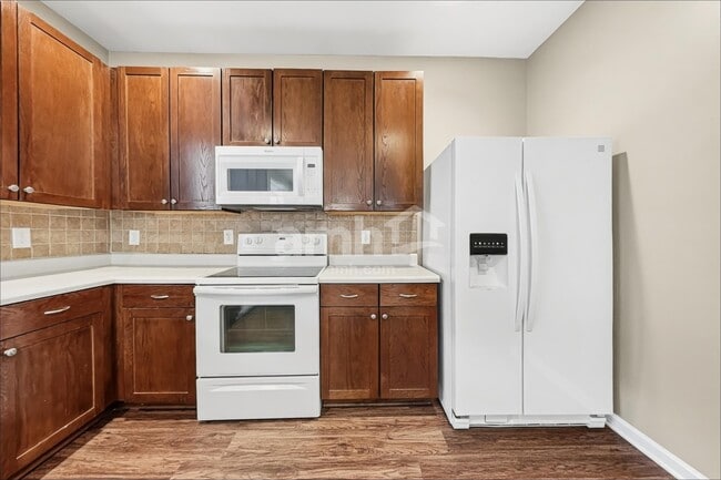 Building Photo - 148 Bellfare Dr