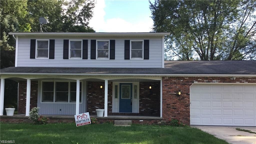 Primary Photo - 264 Pickwick Dr