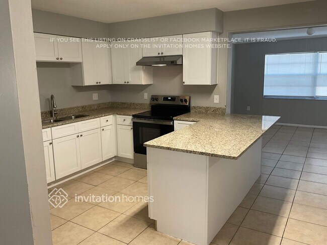 Foto del edificio - 603 67th Ave Terrace W