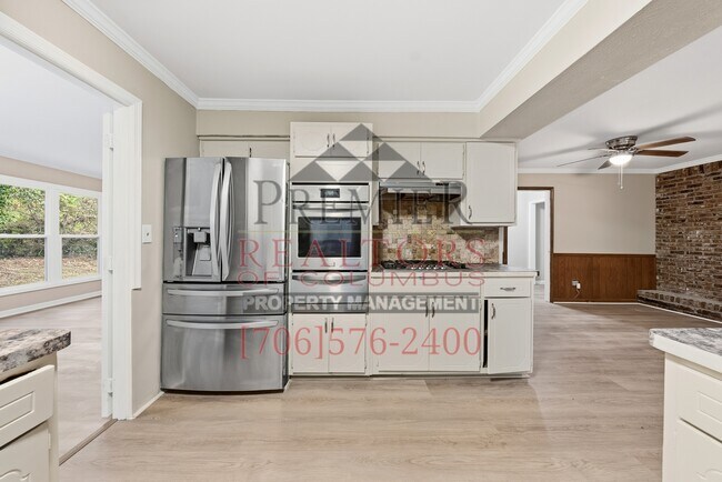 Building Photo - 5233 Verdun Dr