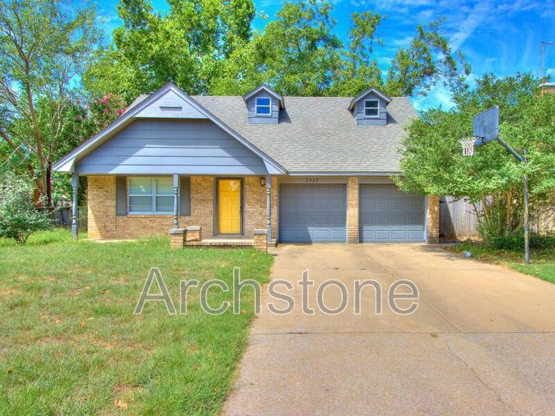 Primary Photo - 2524 Boxwood Ave