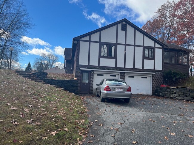 Foto del edificio - 93 Lantern Ln