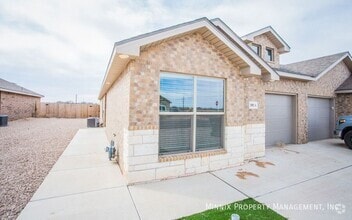 Building Photo - 2107 Langford Ave