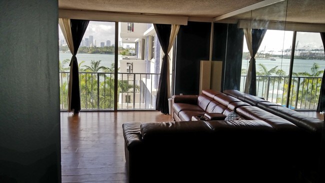 Foto del edificio - 800 West Ave