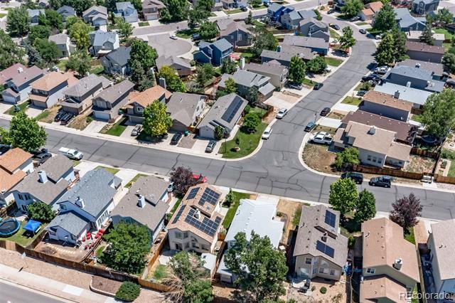 Foto del edificio - 8847 Cloverleaf Cir