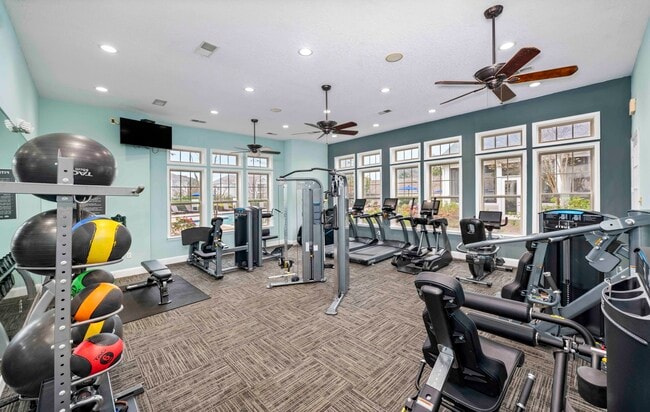 Building Photo - MAA Huntersville