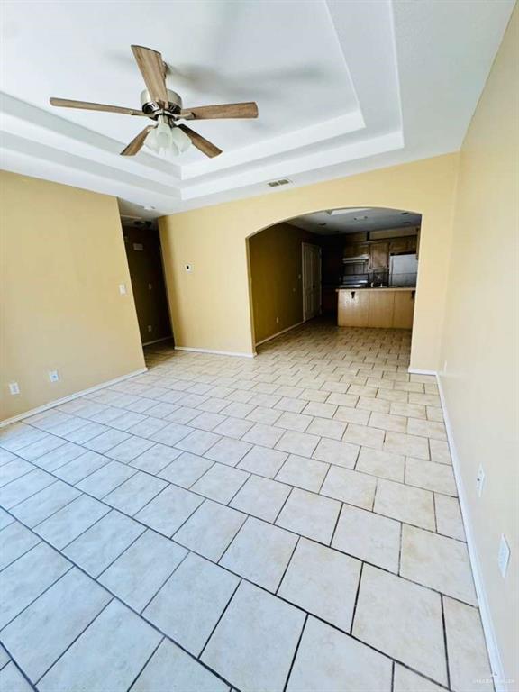 Building Photo - 9 W Prosperity Dr