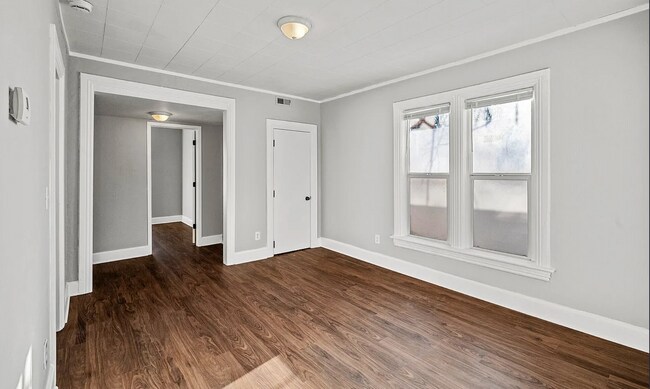 Foto del edificio - 861 Marion St