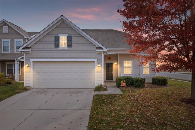 Foto del edificio - SPECIAL! $1,800 MONTHLY FOR A 6 MONTH LEASE!