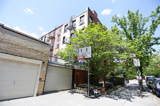 Building Photo - 48 4th Pl