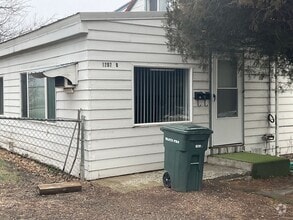 Building Photo - 1207 M Ave