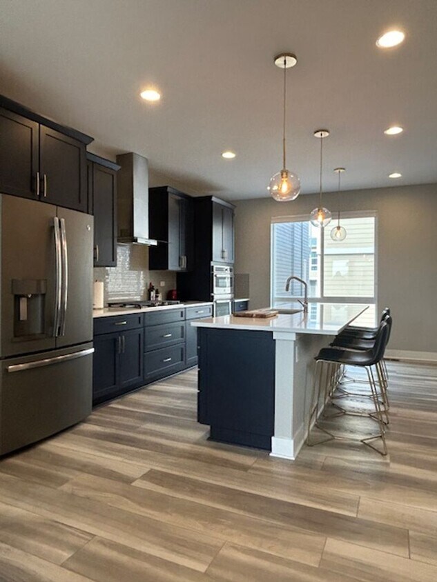 Primary Photo - Beautiful 2 Bed + Office + 2.5 Bath home i...