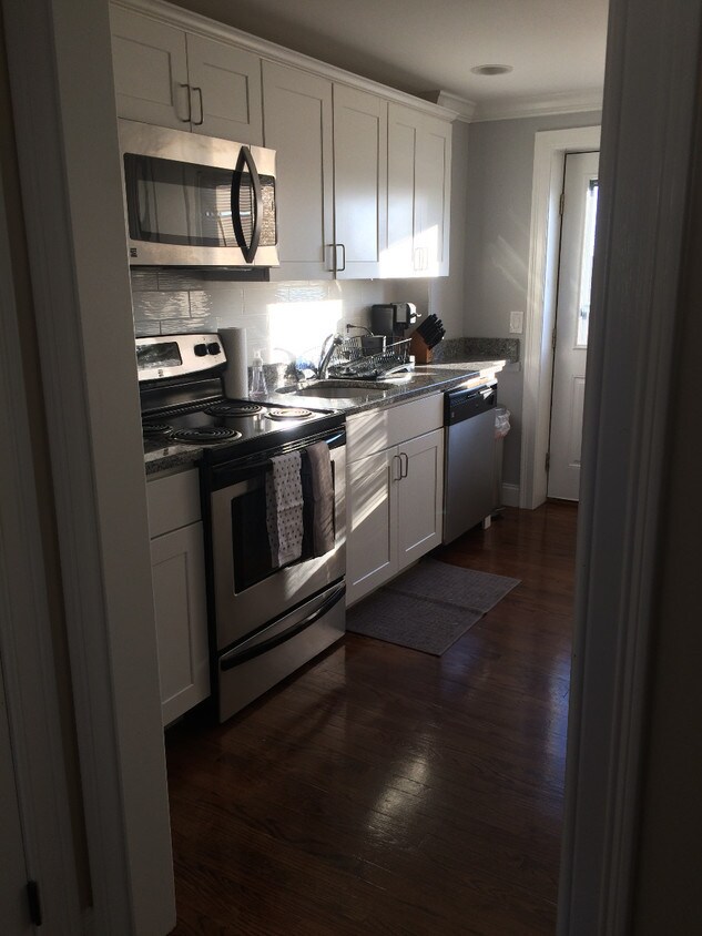 Foto principal - 5 Lowell Ave