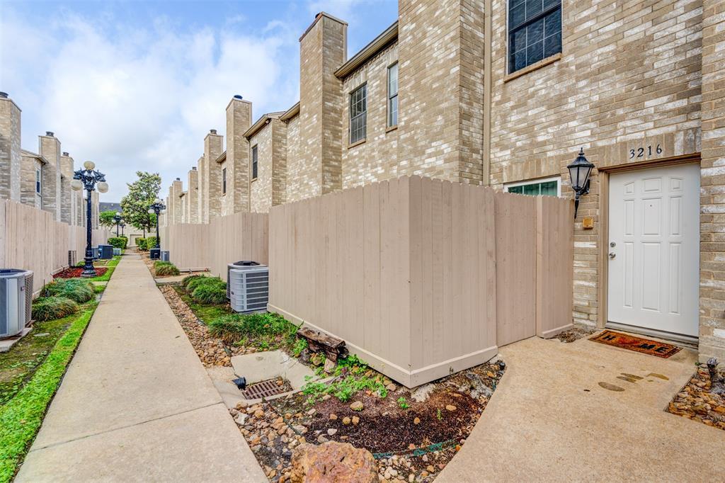 3216 Holly Hall St Unit 3216, Houston, TX 77054 Condo for Rent in