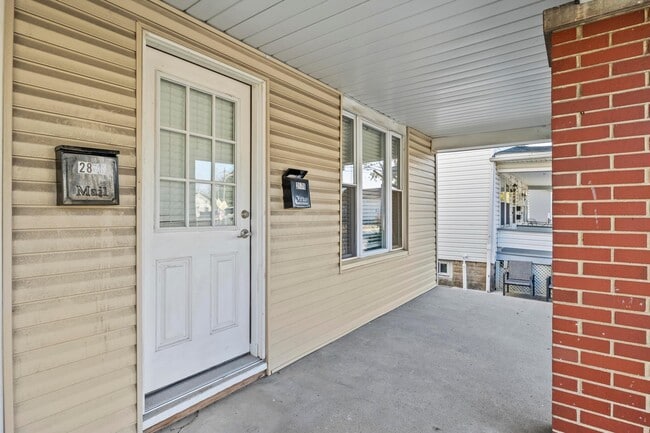 Foto del edificio - 2876 Indianola Ave